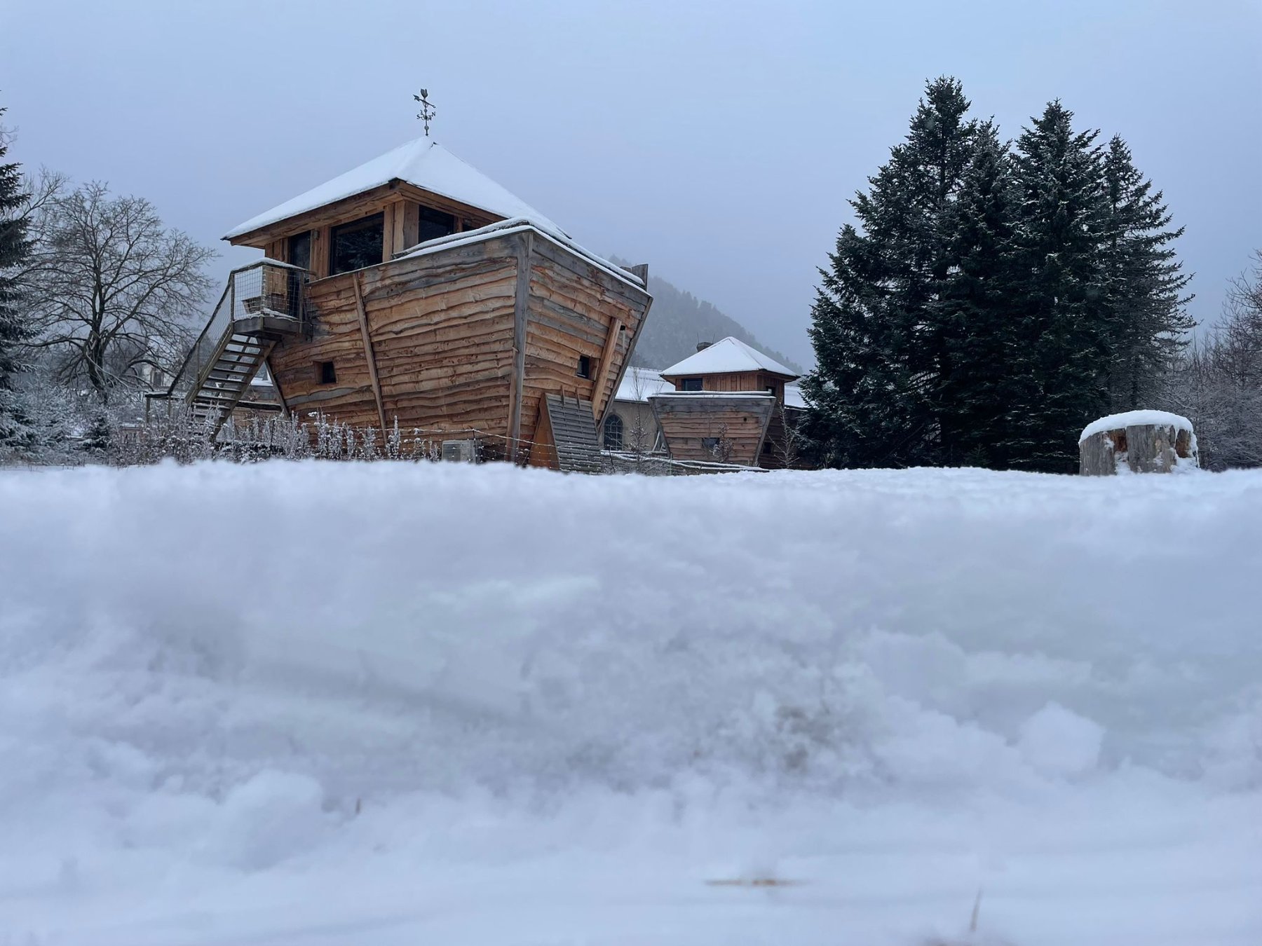 cabanes en alsace escale cabane hebergement insolite en alsace cabanes insolites bain nordique